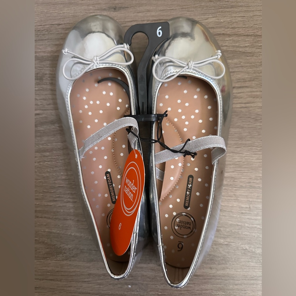Women’s Silver Ballet Flats - Picture 7 of 8